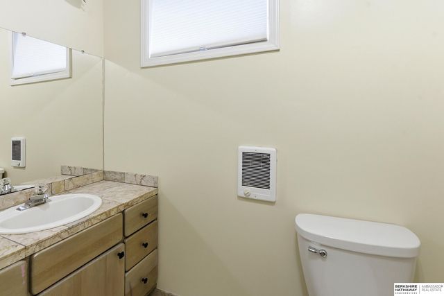 1702 Dunbar Drive, Plattsmouth, NE 68048