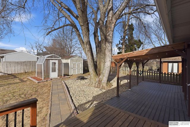 1702 Dunbar Drive, Plattsmouth, NE 68048