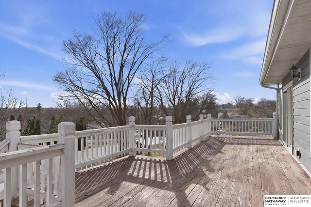 1702 Dunbar Drive, Plattsmouth, NE 68048