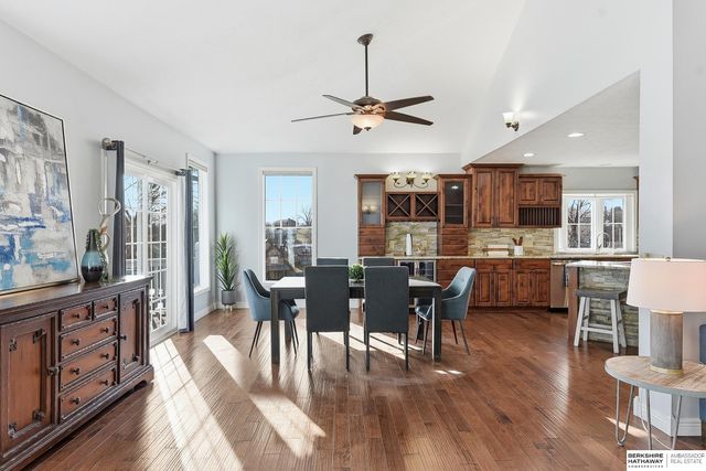 1702 Dunbar Drive, Plattsmouth, NE 68048