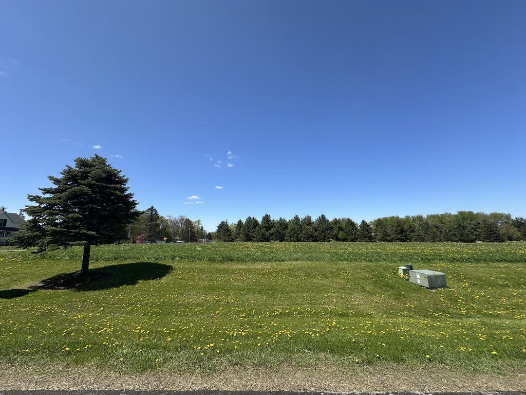 N903 WINDS WAY #Lt54, Oconomowoc, WI 53066