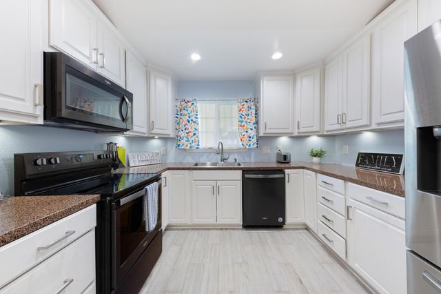 2104 Statler Drive, Carrollton, TX 75007