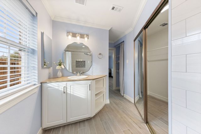 2104 Statler Drive, Carrollton, TX 75007