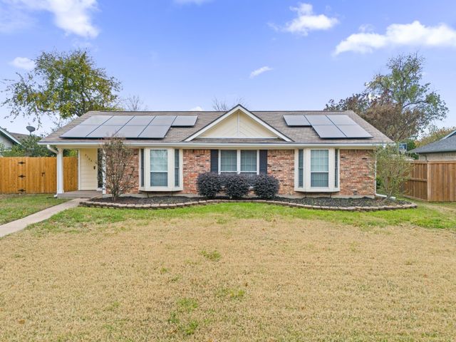 2104 Statler Drive, Carrollton, TX 75007