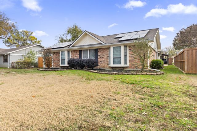 2104 Statler Drive, Carrollton, TX 75007