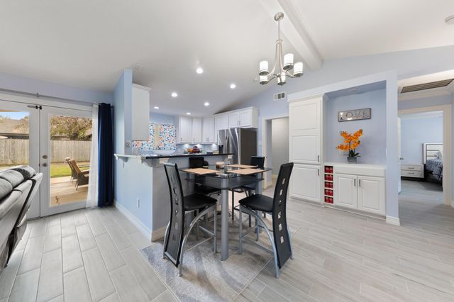 2104 Statler Drive, Carrollton, TX 75007