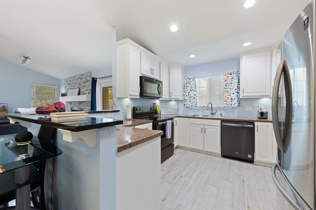 2104 Statler Drive, Carrollton, TX 75007