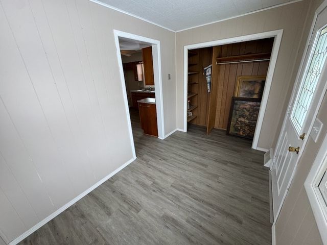 405 Broadway Avenue, Sterling, IL 61081