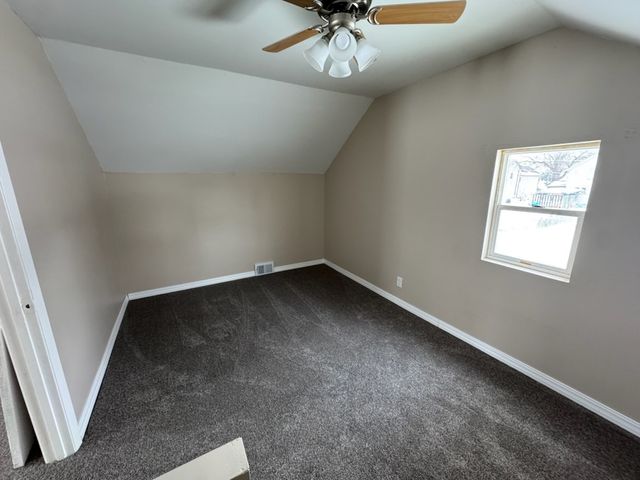 405 Broadway Avenue, Sterling, IL 61081