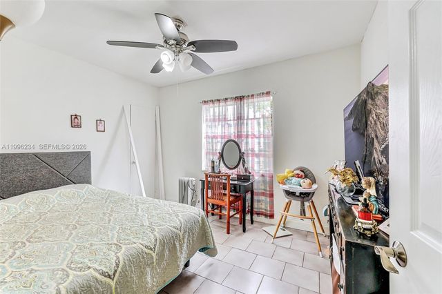 1263 NE 182nd St, North Miami Beach, FL 33162