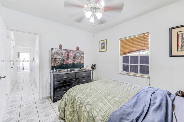1263 NE 182nd St, North Miami Beach, FL 33162