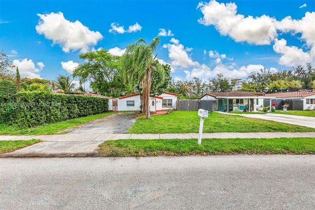 1263 NE 182nd St, North Miami Beach, FL 33162