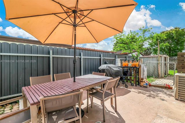 1263 NE 182nd St, North Miami Beach, FL 33162