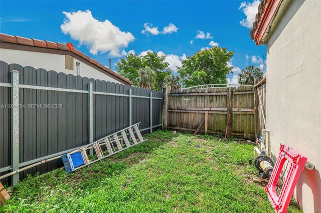 1263 NE 182nd St, North Miami Beach, FL 33162