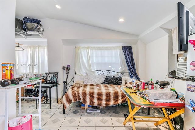 1263 NE 182nd St, North Miami Beach, FL 33162