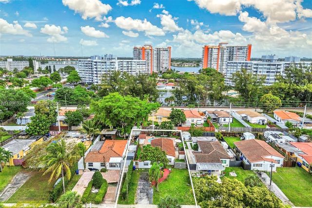 1263 NE 182nd St, North Miami Beach, FL 33162