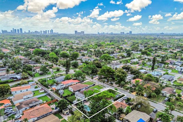 1263 NE 182nd St, North Miami Beach, FL 33162