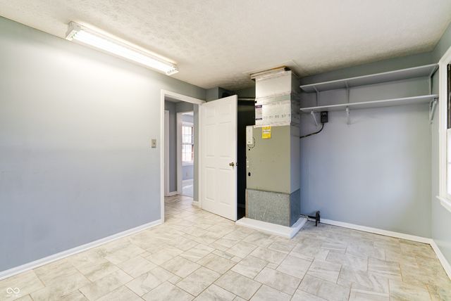 6047 W 56th Street, Indianapolis, IN 46254