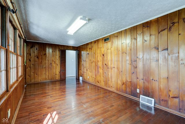 6047 W 56th Street, Indianapolis, IN 46254