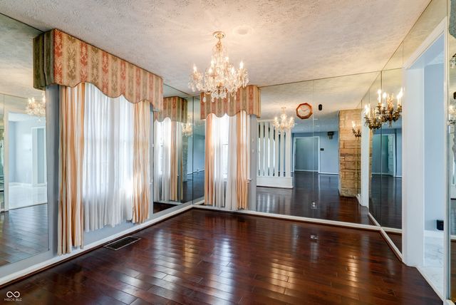 6047 W 56th Street, Indianapolis, IN 46254