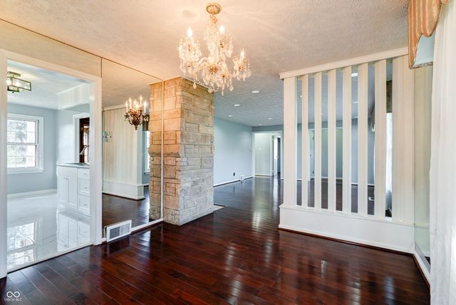 6047 W 56th Street, Indianapolis, IN 46254