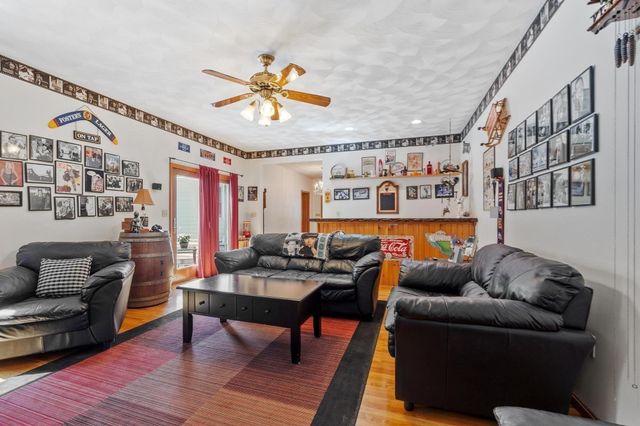 47 Sequoia Dr, Tyngsborough, MA 01879