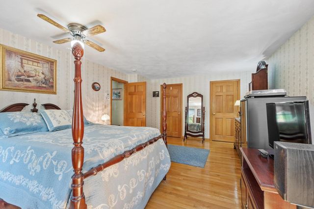 47 Sequoia Dr, Tyngsborough, MA 01879