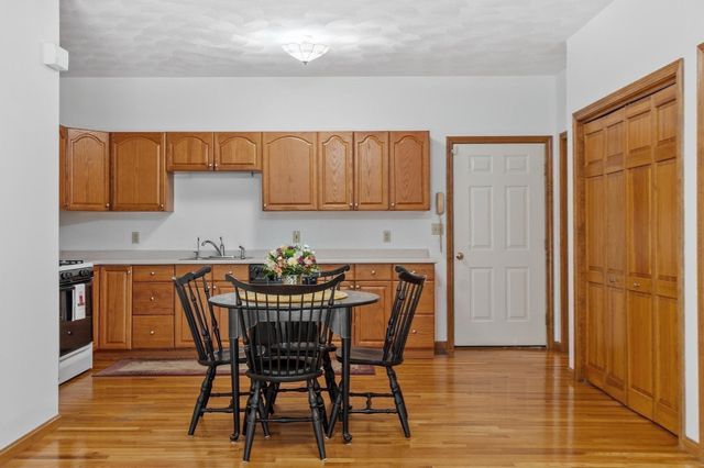 47 Sequoia Dr, Tyngsborough, MA 01879