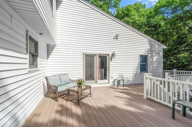 47 Sequoia Dr, Tyngsborough, MA 01879