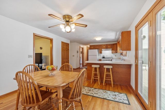 47 Sequoia Dr, Tyngsborough, MA 01879