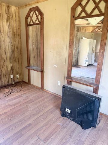 429 River Road, Perryville, AR 72126