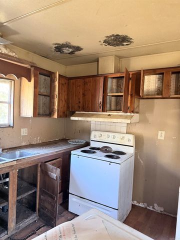 429 River Road, Perryville, AR 72126