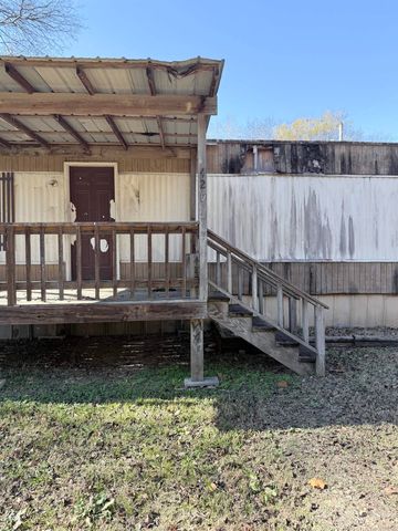 429 River Road, Perryville, AR 72126