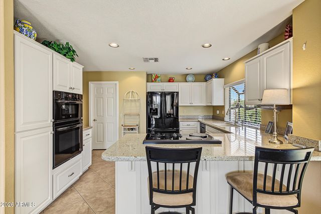 10829 E SILVERTREE Drive, Sun Lakes, AZ 85248