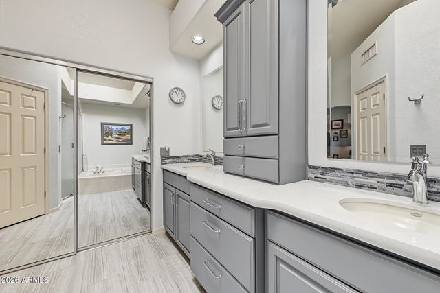 10829 E SILVERTREE Drive, Sun Lakes, AZ 85248