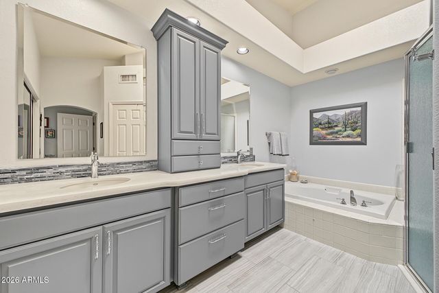 10829 E SILVERTREE Drive, Sun Lakes, AZ 85248