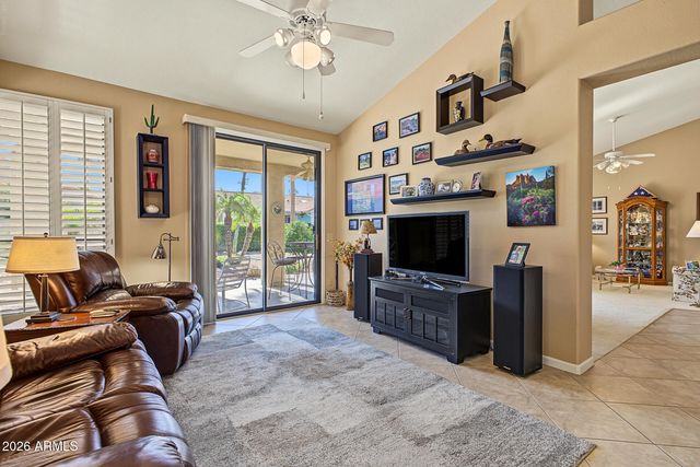 10829 E SILVERTREE Drive, Sun Lakes, AZ 85248