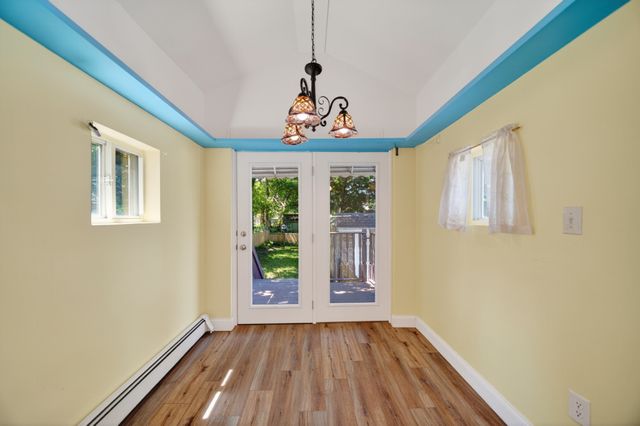 2408 PLUM Street, Erie, PA 16502