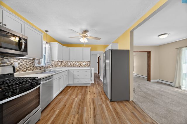 2408 PLUM Street, Erie, PA 16502