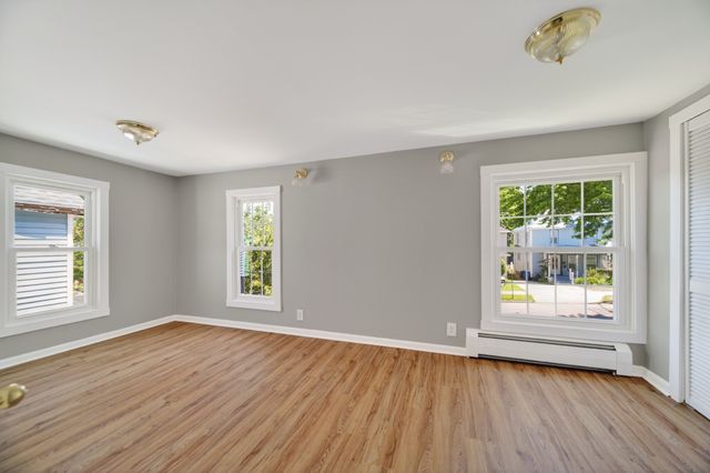 2408 PLUM Street, Erie, PA 16502