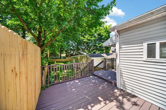 2408 PLUM Street, Erie, PA 16502
