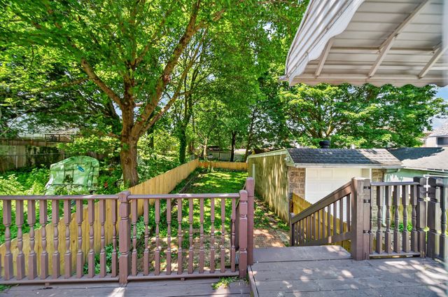 2408 PLUM Street, Erie, PA 16502