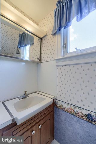 107 E MAIN ST, Terre Hill, PA 17581