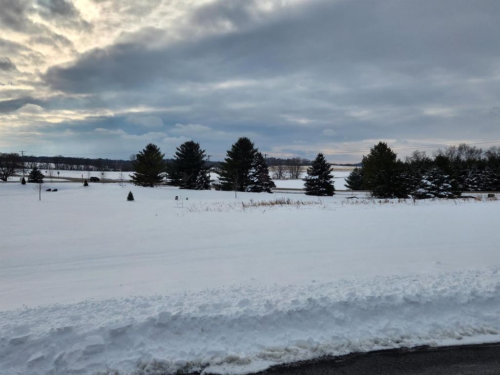 L4 Kyla Brooke Lane, Sun Prairie, WI 53590