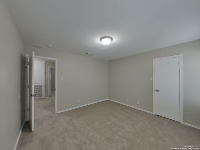 8015 Chestnut Barr, Converse, TX 78109