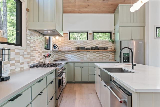 374 Watersong Trail, Ellijay, GA 30540