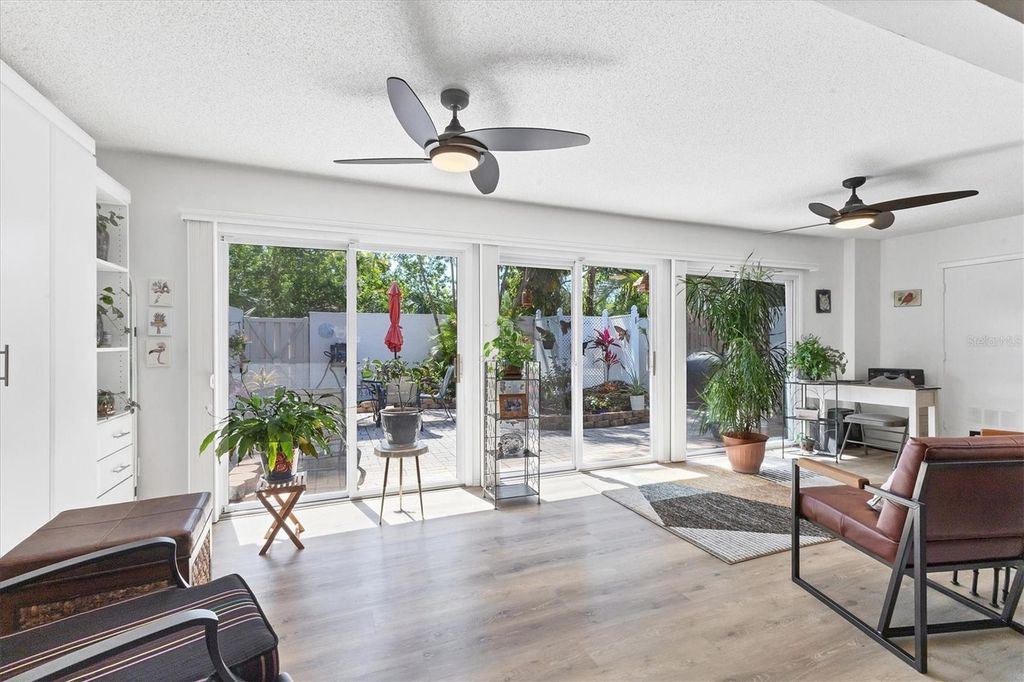 Image 27 of property listing at 6304 PELICAN DRIVE, Bradenton, FL 34210