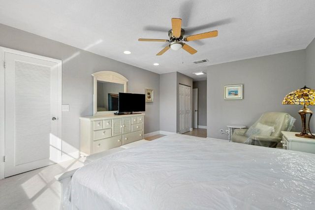 21863 Arriba Real 8-K, Boca Raton, FL 33433