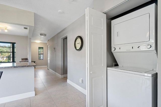 21863 Arriba Real 8-K, Boca Raton, FL 33433