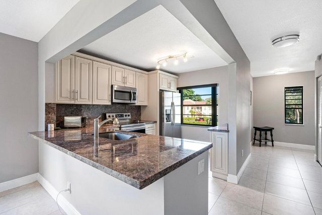 21863 Arriba Real 8-K, Boca Raton, FL 33433